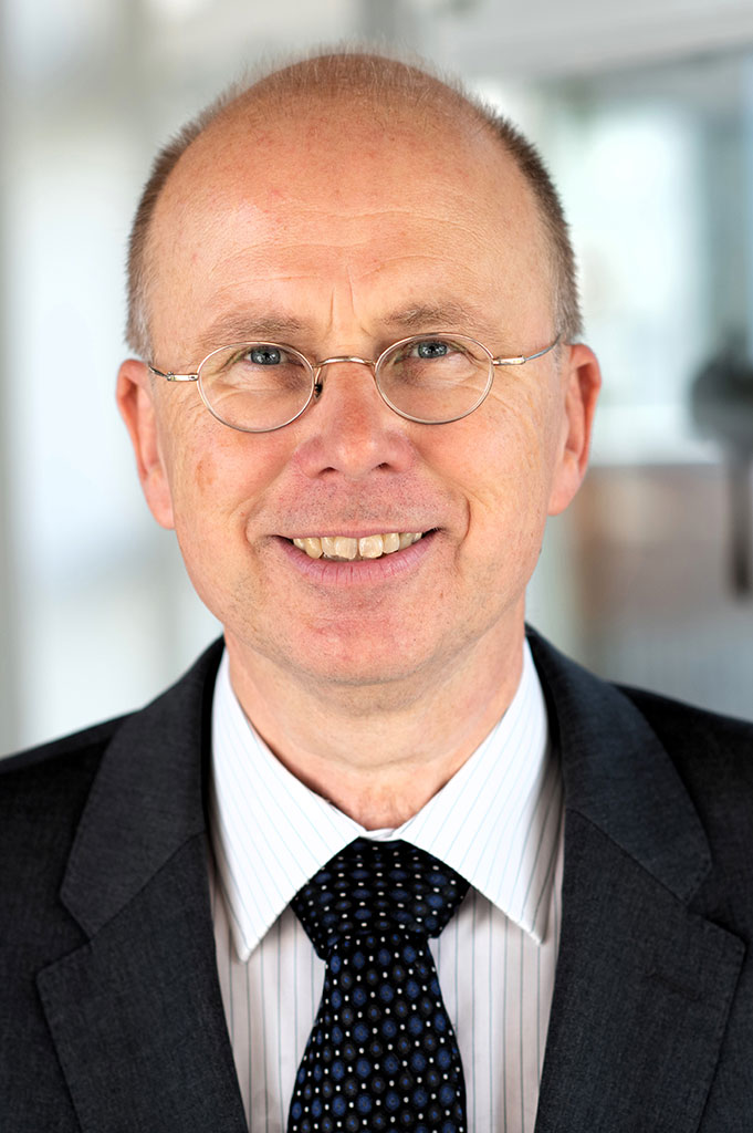 Prof. Dr.-Ing.- Klaus Dietmayer